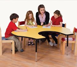 Devlet okullarının rengi “beyaz”