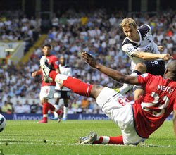 Tottenham fırsat tepti! Tottenham fırsat tepti!