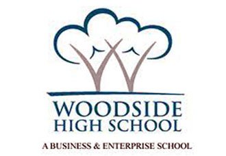Kapatılmak istenen Woodside High School seçkin okullar arasına girdi